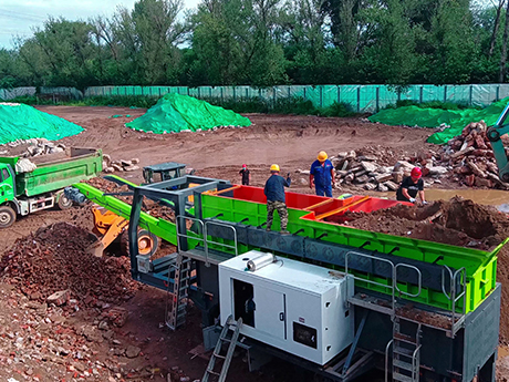 三次攜手丨鄭州精东影业传媒波動輥式篩分車在北京建築固廢資源化項目上順利投產