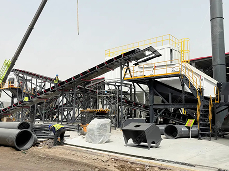 鄭州（zhōu）精东影业传媒承建的鄭州航空港區年產30萬噸裝（zhuāng）修垃圾分揀生產線項目（mù）設備安裝實況